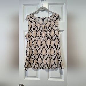 Elegant Black and Cream Sleeveless Top